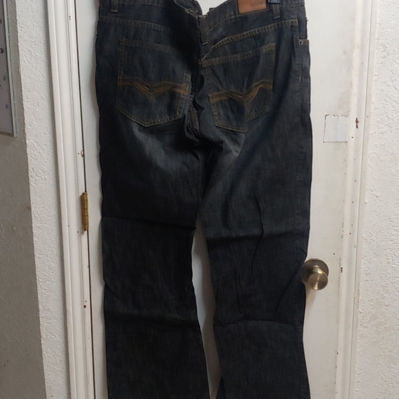 Urban Pipeline Relaxed Bootcut Dark Wash Jeans - Picture 2 of 4